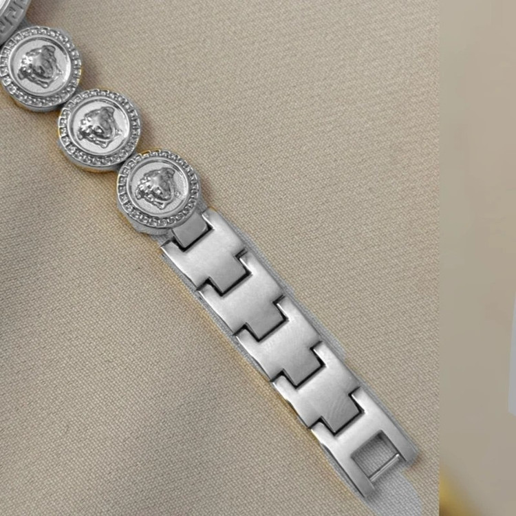 ساعت مچی زنانه ورساچه رنگ ثابت شیشه معدنی کیفیت عالیVERSAGE