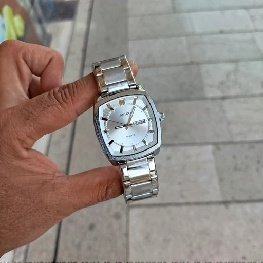 ساعت مچی مردانه اورجینال سیکو دوتقویم ضداب رنگ ثابت کیفیت بینظیرSEIKO