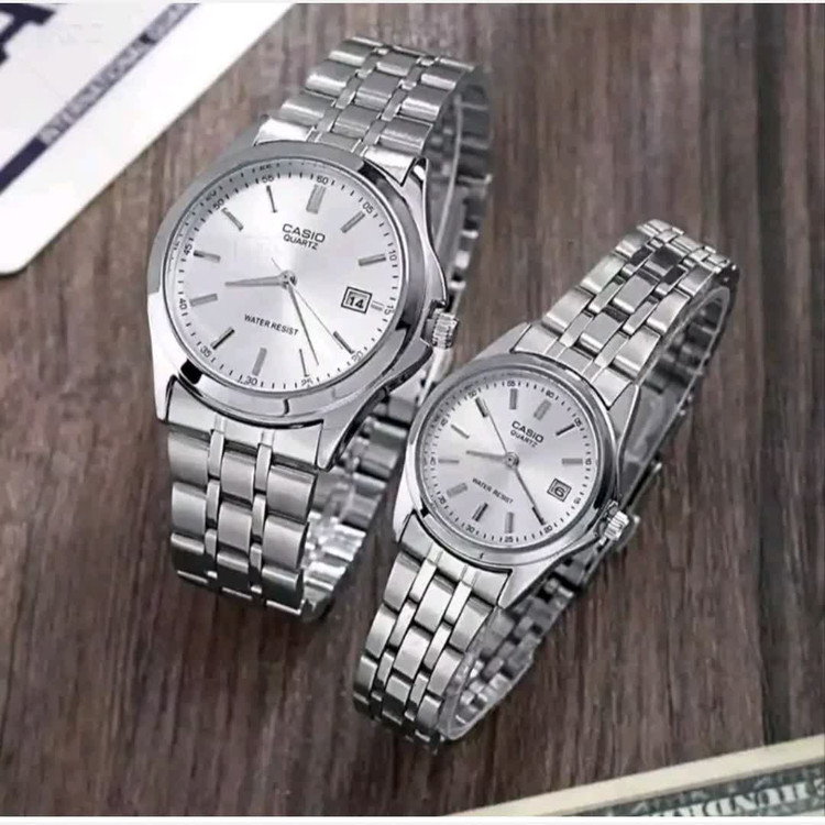 ساعت مچی زنانه کاسیوcasioصفحه گرد آبی بنداستیل نقره ای کد2003