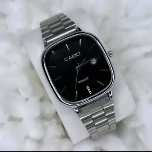 ساعت مچی مردانه کاسیو casio اصل ، صحفه مربعی مشکی ، ، بند استیل نقره ای ضد آب کد 1040