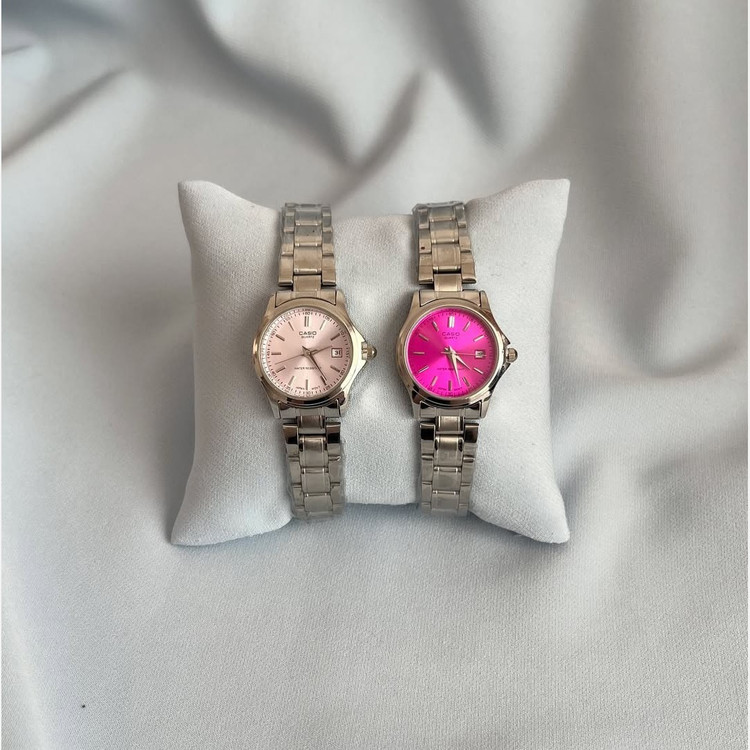 ساعت زنانه casio(کاسیو) اصل ، عقربه ای صحفه گرد رنگ بندی کامل و بند استیل نقره ای ضد آب کد 0002