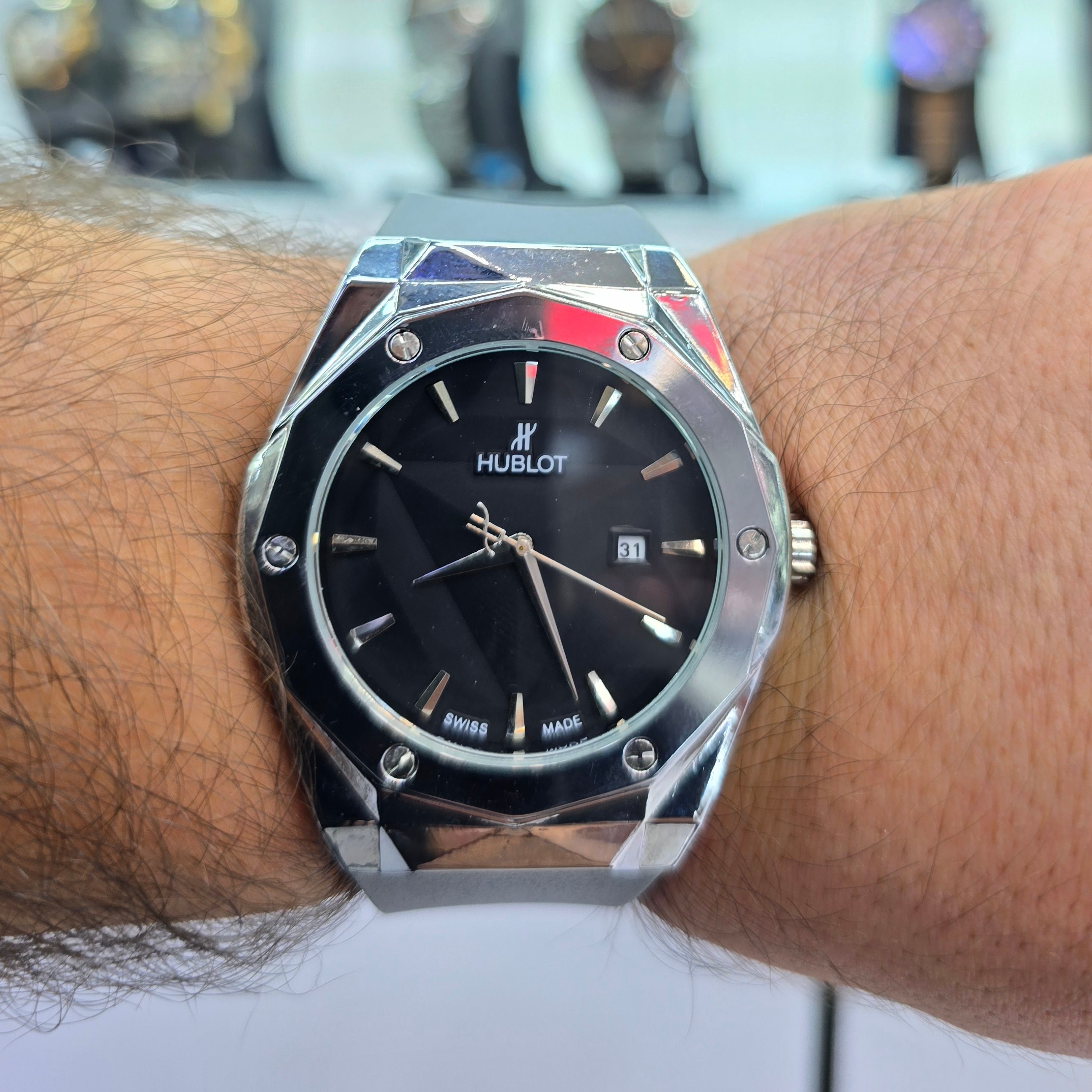ساعت مچی مردانه هابلوت HUBLOT کلاسیک تقویم دار