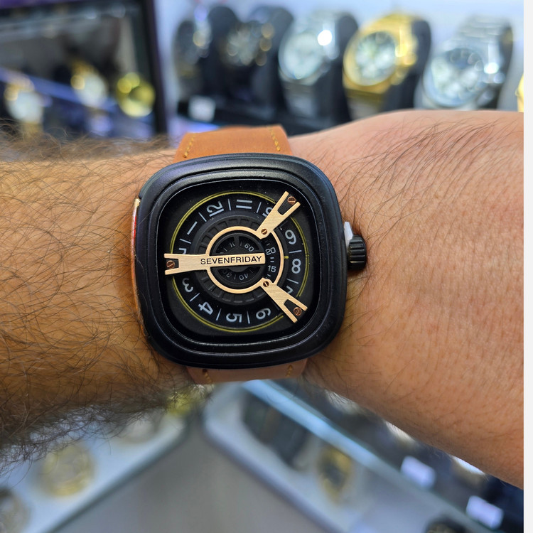 ساعت مچی مردانه سون فرایدی sevenfriday