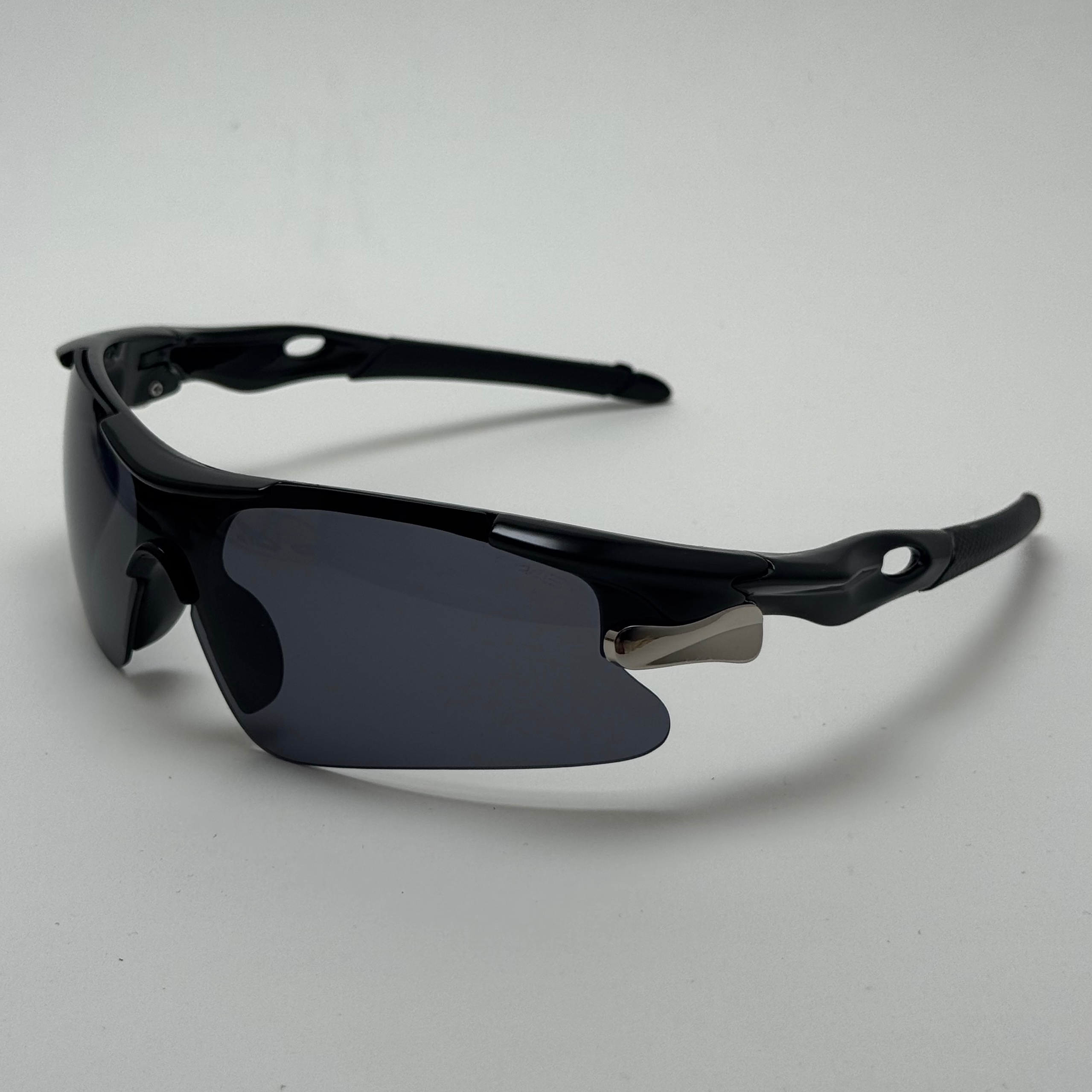عینک آفتابی اسپرت اوکلی Oakley مدلRadar تمام مشکی کد 806