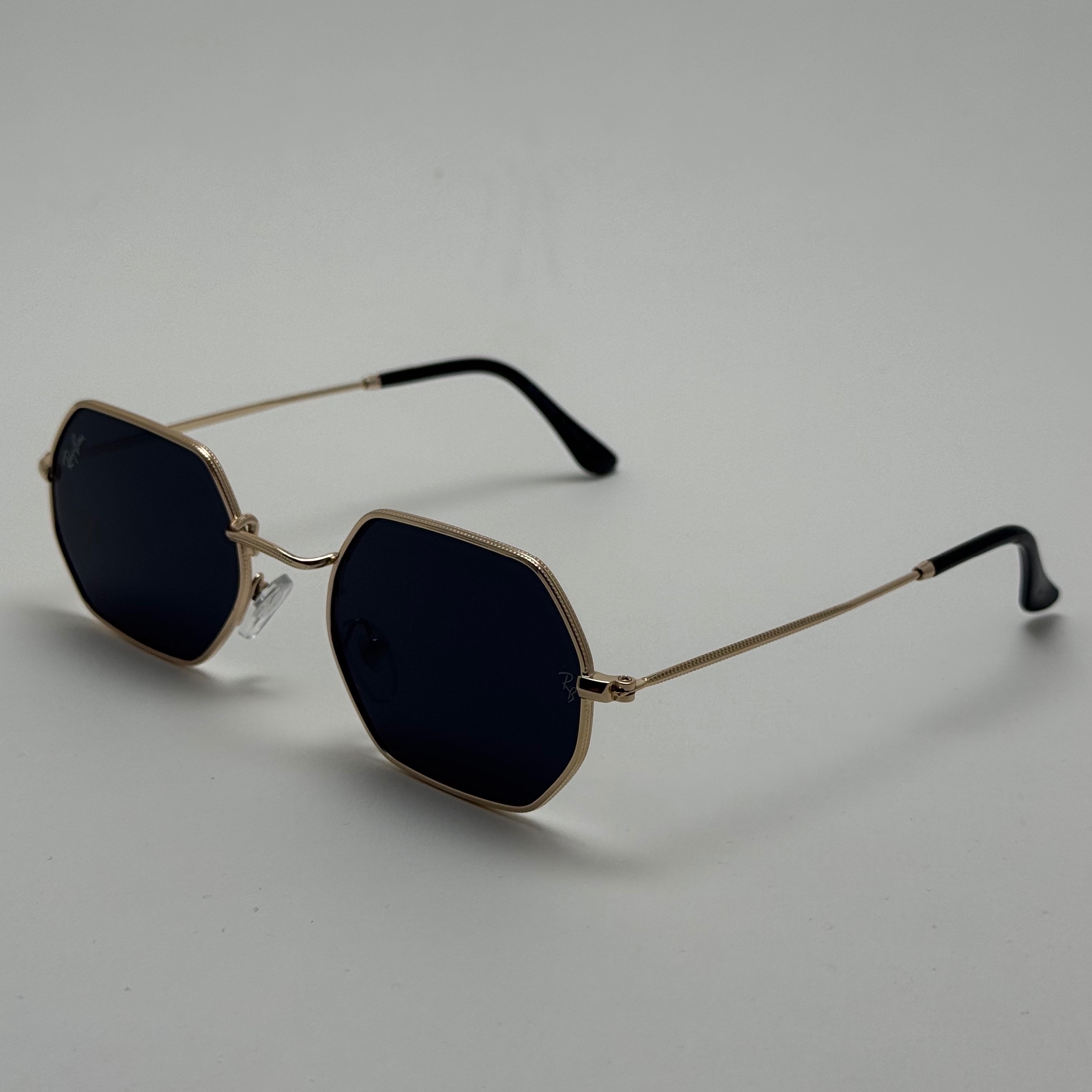 عینک آفتابی ریبن Ray-ban مشکی فریم طلایی کد RB 3556