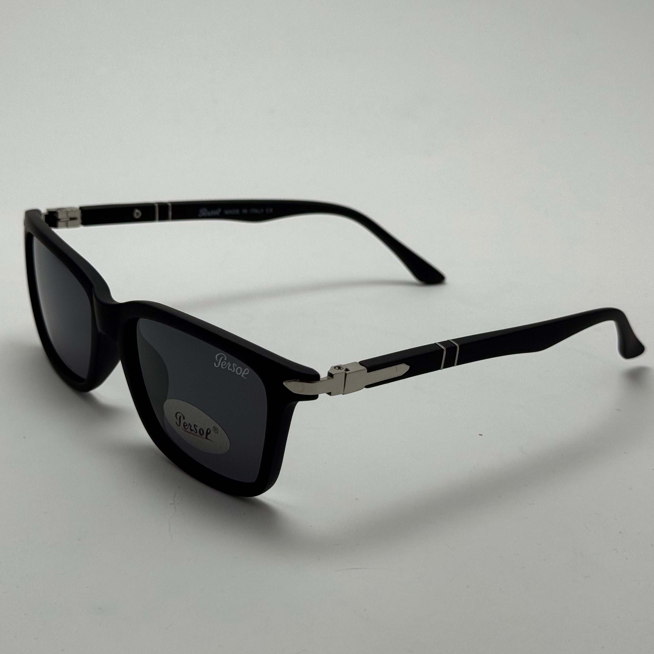 عینک آفتابی پلاریزه پرسول PERSOL مستطیلی لولا فنری کد P 8016 - عینک رانندگی - سایز متوسط