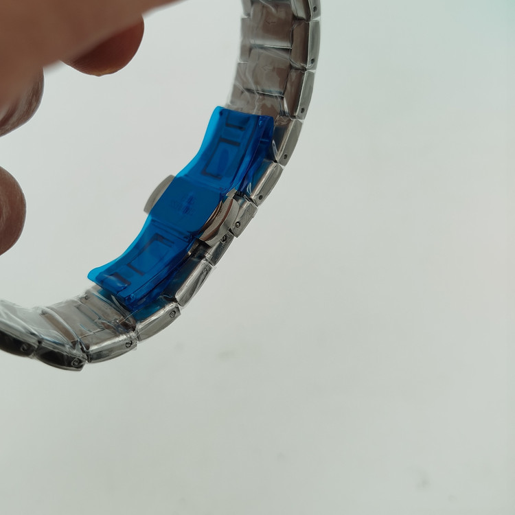 ساعت تمام استیل سیکو SEIKO سه موتور فعال رنگ ثابت