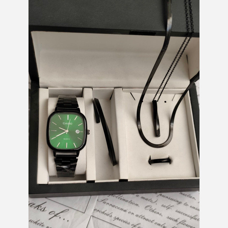 ست ساعت مردانه کاسیو casio اولدمانی مشکی صفحه سبز با دستبند بنگل و گردنبند و حلقه
