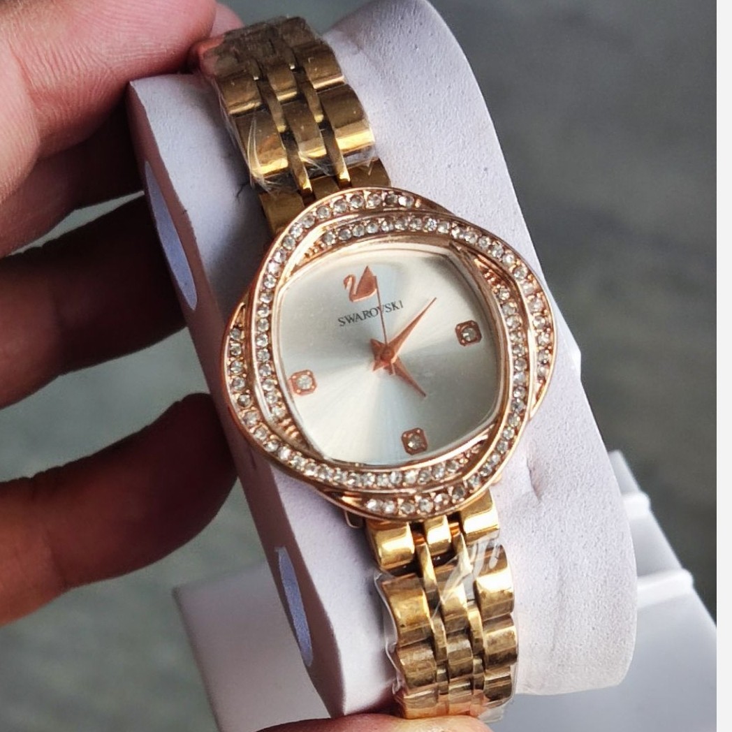 ساعت مچی زنانه سواروسکی Swarovski دور نگین