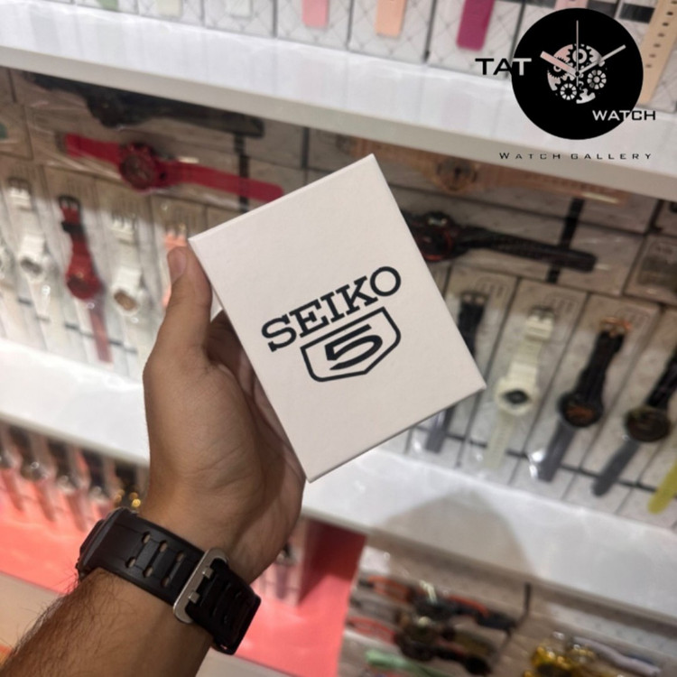 ساعت مردانه سیکو5 خلبانی موتور آرامگرد دو تقویمه باگارانتی یکساله و جعبه seiko5 ساعت مچی