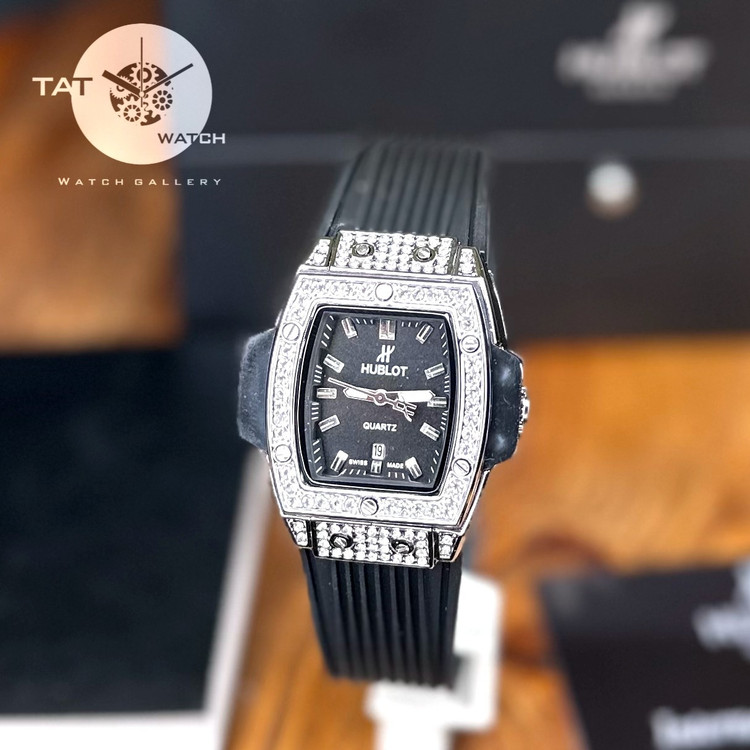 ساعت مچی زنانه هابلوت گارانتی جعبه ارسال رایگان رنگبندی Hublot