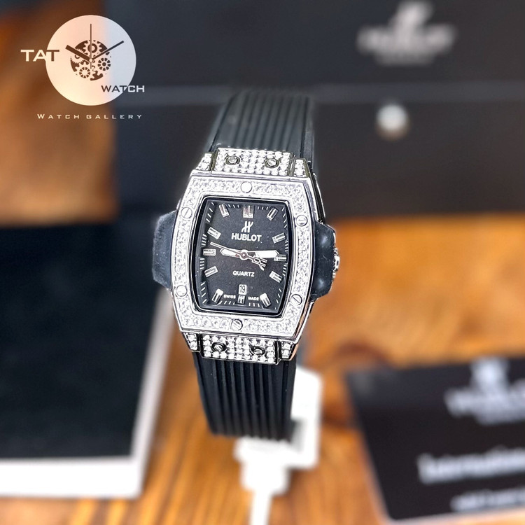 ساعت مچی زنانه هابلوت نگین دار گارانتی جعبه ارسال رایگان رنگبندی Hublot