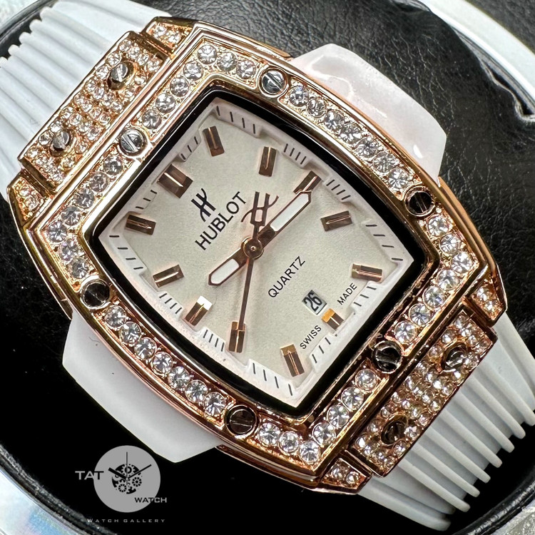 ساعت مچی زنانه هابلوت نگین دار گارانتی جعبه ارسال رایگان رنگبندی Hublot