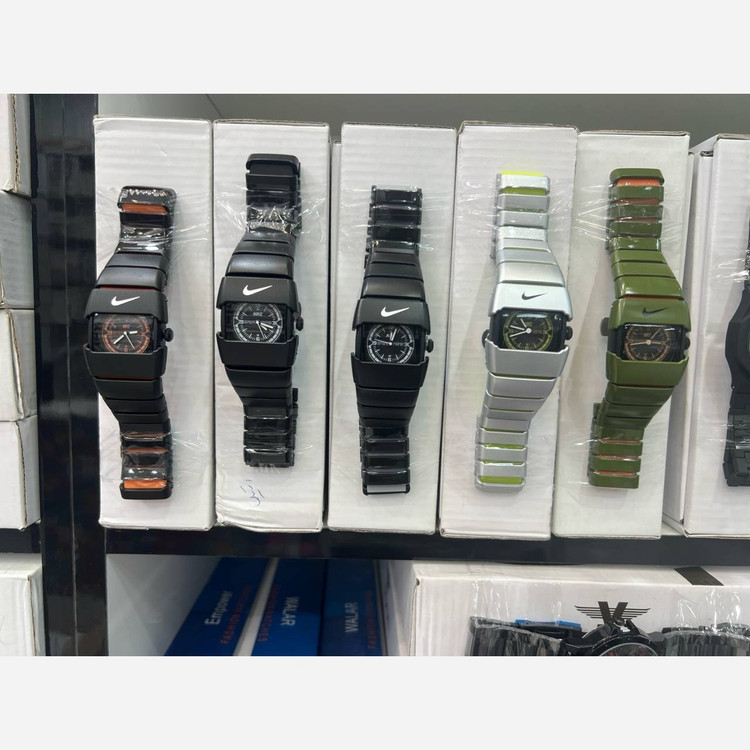 ساعت نایکی nike کیفیت درجه یک تمام قسطی در رنگبندی با جعبه ساعت