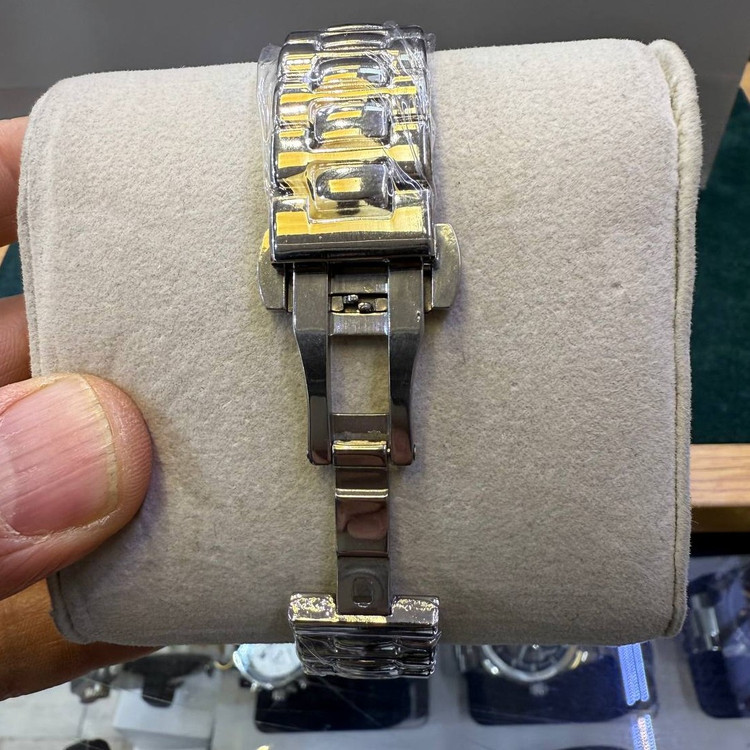 ساعت مچی مردانه پتک فیلیپ ناتیلوس کیفیت درجه یک Patek philippe natilous با جعبه و ارسال رایگان در رنگبندی کامل