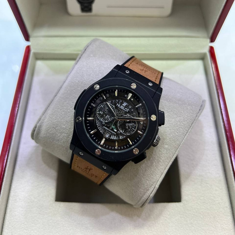 ساعت مچی مردانه هابلوت بیگ بنگ Hublot با جعبه و ارسال رایگان در رنگبندی کامل