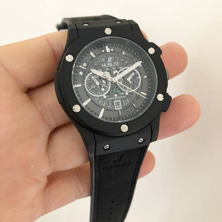 ساعت هابلوت Hublot کیفیت قوی مدل بیگ بنگ در رنگ مشکی همراه با جعبه