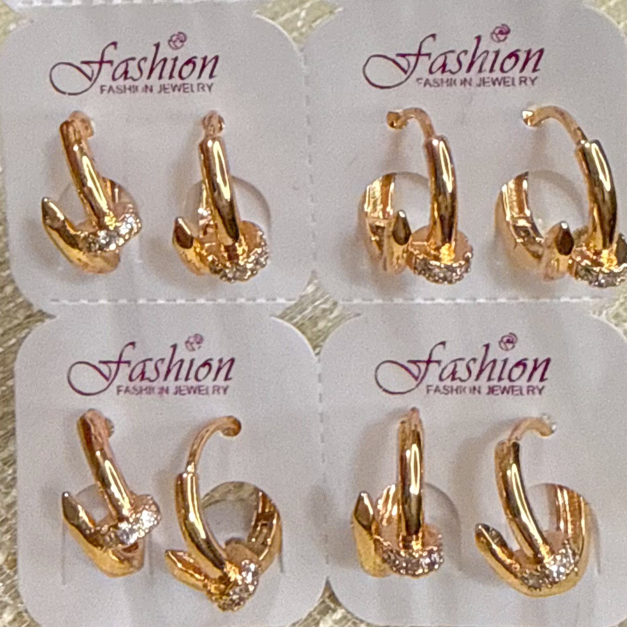 گوشواره وارداتی کارتیه میخی طرح طلا