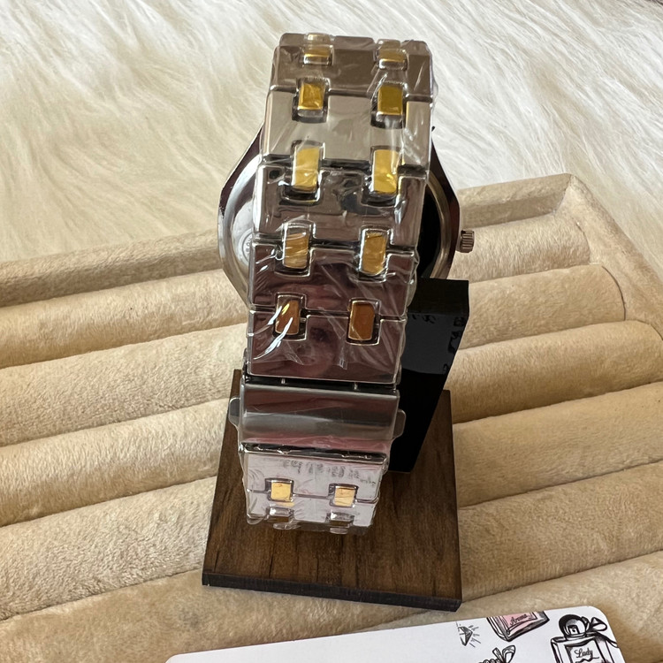 ساعت مچی مردانه طرح معروف اودمارس پیگه از شرکت WALAR هدیه مردانه روز مرد