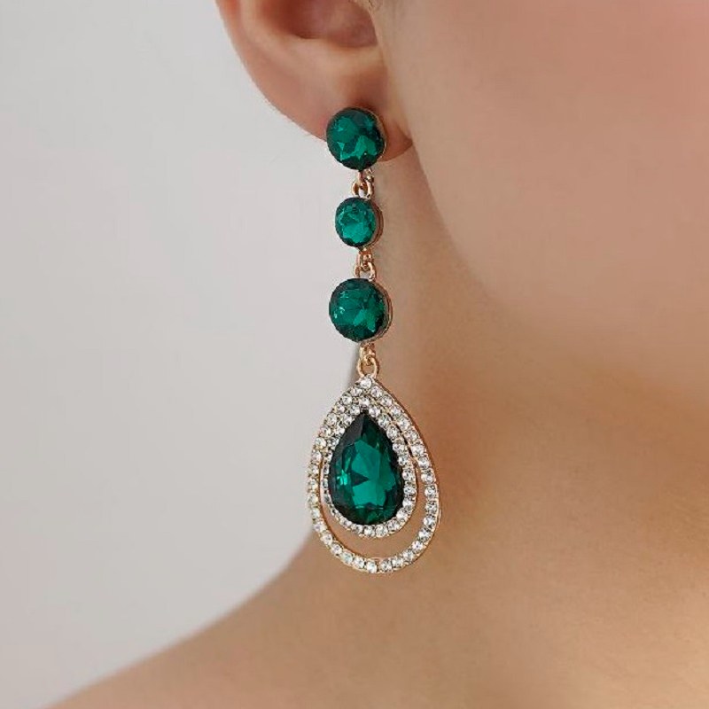 گوشواره طرح جواهری سبز مجلسی و لوکس طرح زارا ZARA بسیار شیک زنانه و دخترانه نگین سبز