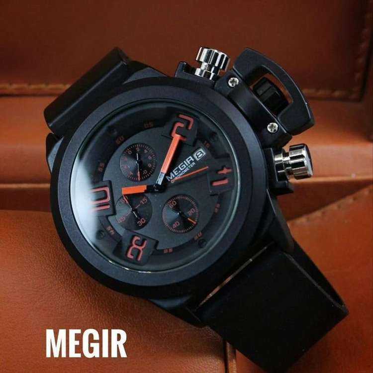 ساعت اورجینال سه موتور فعال کرنوگراف MEGIR مگیر اصل به سفارش اروپا کیفیت فوق العاده