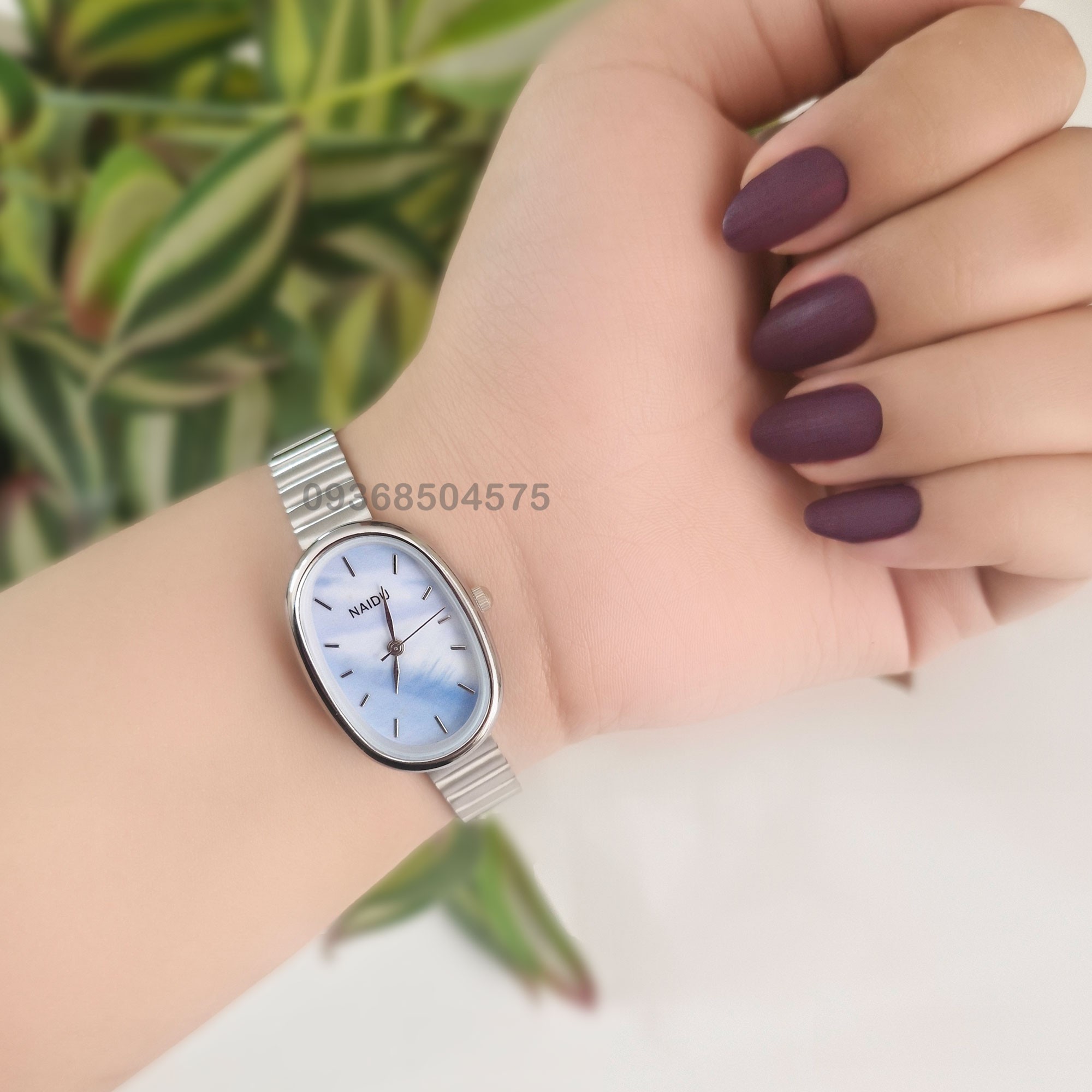 ساعت زنانه نایدو آبی بیضی