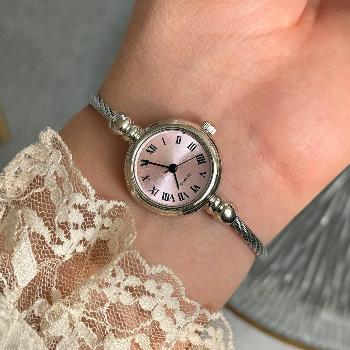 ساعت النگویی زنانه