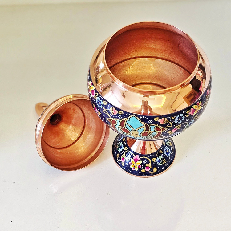 شکلات خوری مسی مس و پرداز طلایی ارتفاع 23 به همراه جعبه فانتزی