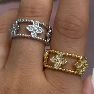 انگشتر زنانه دخترانه آبکاری نقره نگین ونکلیف VanCleef فری سایز رنگ ثابت کد agy (پس کرایه)