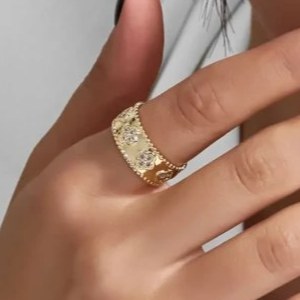 انگشتر زنانه ونکلیف نگین کاری شده آبکاری درجه یک نقره و رادیوم رنگ ثابت فری سایز Freesize کد zmp (پس کرایه)