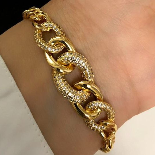 دستبند زنانه جواهری طرح کارتیر Cartier نگین کاری شده فری سایز Freesize رنگ ثابت کد zsm (پس کرایه)