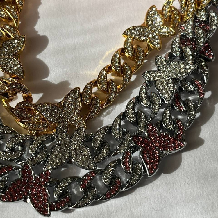 دستبند و گردنبند زنانه طرح کارتیر Cartier و پروانه رنگ ثابت با کیفیت بالا کد zel (پس کرایه)