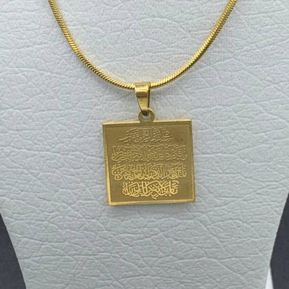 گردنبند دعا ونیکاد در طرح های مختلف رنگ ثابت با کیفیت بالا کد zel (پس کرایه)