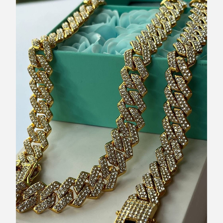 دستبند و گردنبند زنانه طرح کارتیر Cartier فول نگین کاری شده در تنوع رنگ ، رنگ ثابت با کیفیت بالا کد zel (پس کرایه)