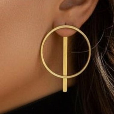 گوشواره های زنانه مینیمال در طرح های متنوع رنگ کاملا ثابت کد ztj (پس کرایه)