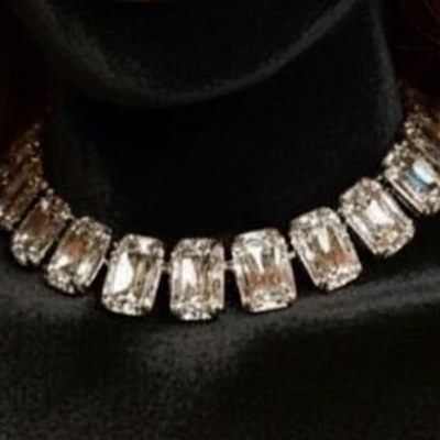 گردنبند طوق زنانه جواهری با کیفیت بالا رنگ کاملا ثابت کد ztj (پس کرایه)