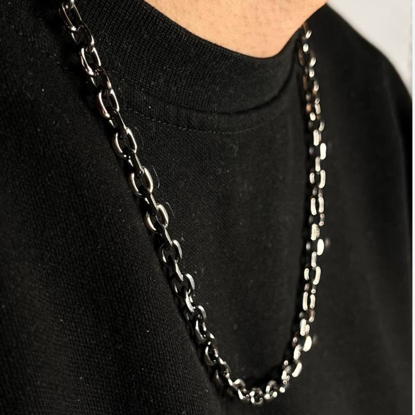 گردنبند  مردانه طرح کارتیه Cartier سیاه قلم جنس استیل عیار 316 رنگ کاملا ثابت کد ztk (پس کرایه)