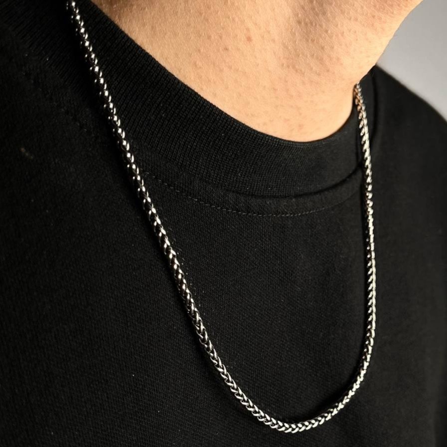 گردنبند مردانه مدل کارتیه Cartier سیاه  قلم جنس استیل عیار 316 رنگ کاملا ثابت کد ztk (پس کرایه)