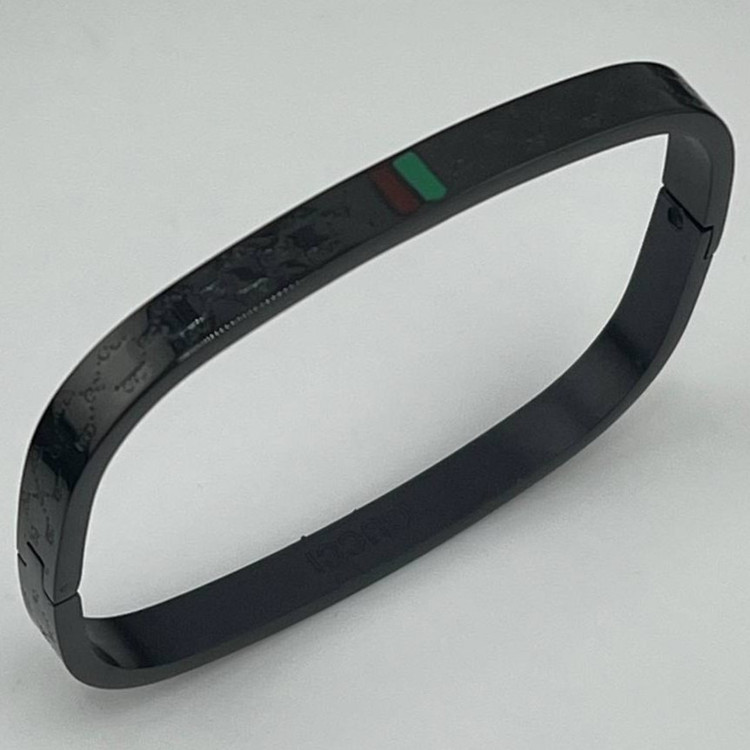 دستبند اسپرت ورساچ Versace استیل عیار 316 رنگ ثابت کیفیت عالی ضد حساسیت کد zki (پس کرایه)