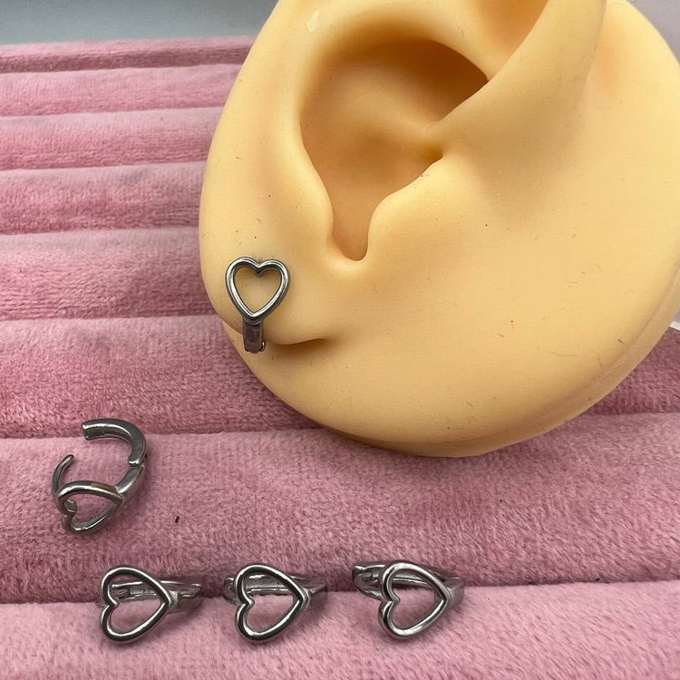 گوشواره استیل زنانه طرح اسپرت حلقه ای تنوع طرح رنگ ثابت و ضد حساسیت کد sf (پس کرایه)