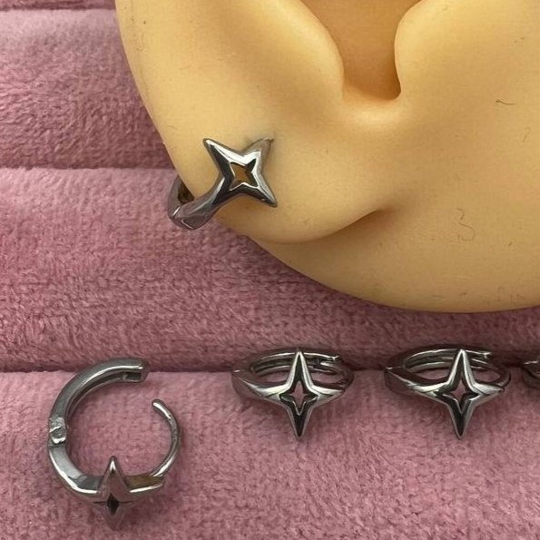 گوشواره استیل زنانه طرح اسپرت حلقه ای تنوع طرح رنگ ثابت و ضد حساسیت کد sf (پس کرایه)