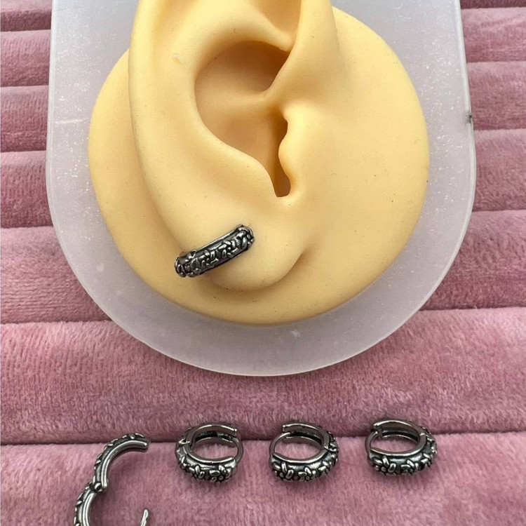 گوشواره استیل زنانه طرح حلقه ای اسپرت تنوع طرح رنگ ثابت و ضد حساسیت کد sf (پس کرایه)