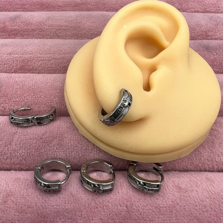 گوشواره استیل زنانه طرح اسپرت حلقه ای تنوع طرح رنگ ثابت و ضد حساسیت کد sf (پس کرایه)
