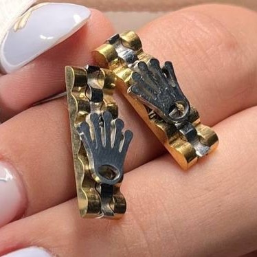 گوشواره استیل زنانه سه عددی طرح رولکس Rolex طلایی نقره ای رنگ ثابت کد tk (پس کرایه)