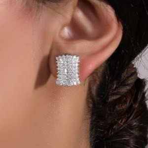 نیم ست گردنبند و گوشواره جواهری نگین کاری طرح مینیمال رنگ ثابت کد mp (پس کرایه)