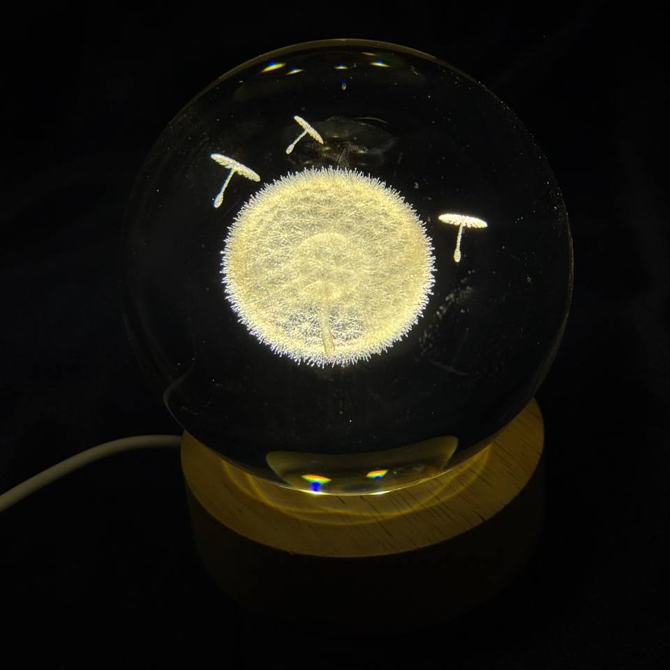 دکوری گوی کریستالی Led ال ای دی دار طرح قاصدک تنوع طرح کد sm (پس کرایه)