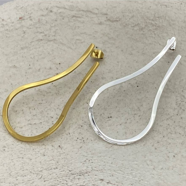 گوشواره استیل زنانه طرح مینیمال دفرمه تنوع طرح رنگ ثابت کد tj (پس کرایه)