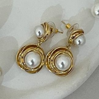 گوشواره آبکاری نقره مرواریدی تنوع طرح رنگ ثابت کد tj (پس کرایه)