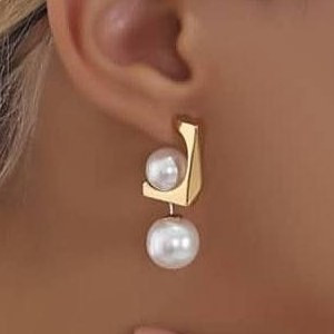 گوشواره آبکاری نقره طرح دو مروارید تنوع طرح رنگ ثابت کد tj (پس کرایه)
