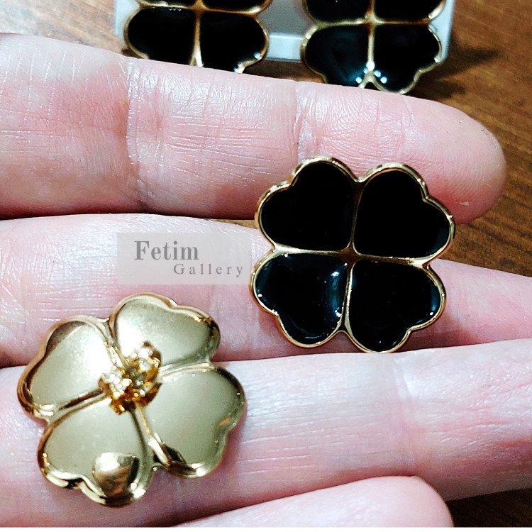 گوشواره طرح گل استیل میناکاری
